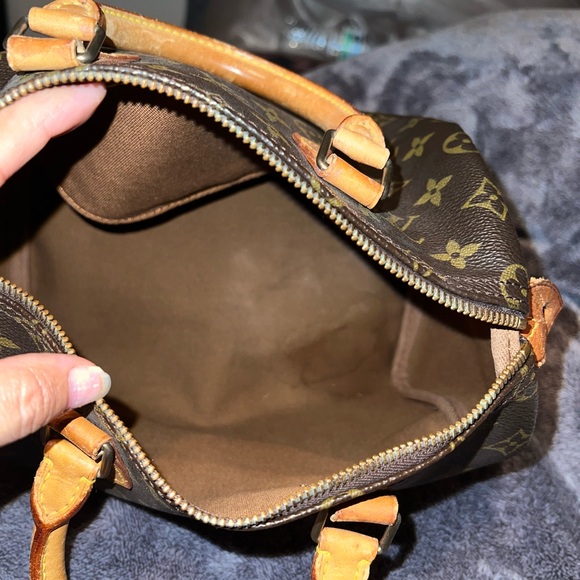 Louis Vuitton Speedy 25 *USED* - Picture 6 of 15
